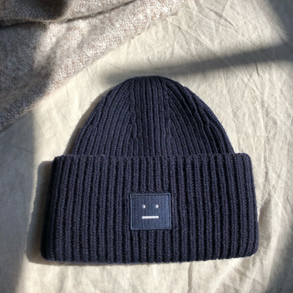 Acne Studios Pansy n Face beanie